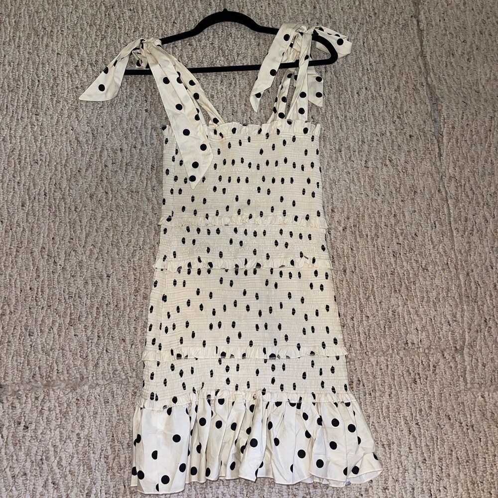 Polka dot fitted dress